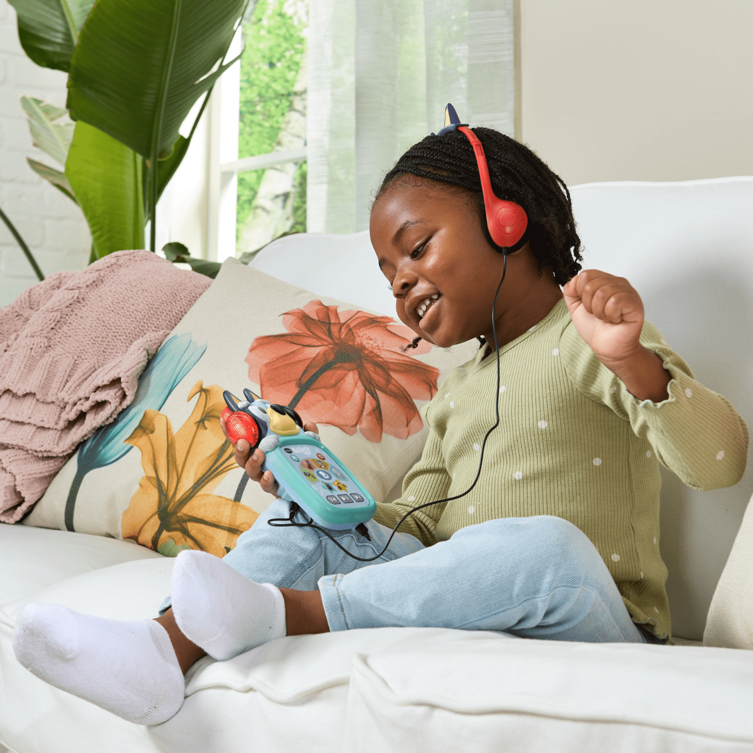 VTech Bluey Mon baladeur musical avec les chansons de la série pour les enfants - Version Anglaise, 3+ Ans