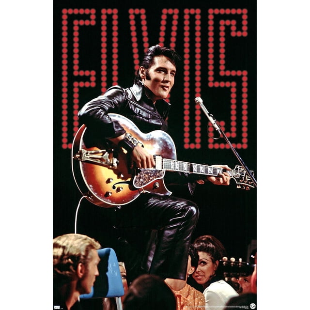 Elvis Presley - Affiche Murale de Concert 68 Montrant une Vue Centrée et Orientée vers l'Avant d'Un Musicien Assis sur un Tabouret Jouant une Guitare Électrique à Corps Creux avec Soleil, Portant une Veste en Cuir Noire et un Pantalon, avec un Support de microphone et un Grand Panneau « Elvis » à Pois Rouges en Arrière-Plan, Convient à la Décoration Murale de Salle de Musique Ou de Salon.
