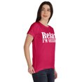 thumbnail image 2 of Inkmeso Relax I'M Vaxxed Drôle Pro-Vaccin T-shirt en Coton à Encolure Dégagée pour Femmes, 2 of 8