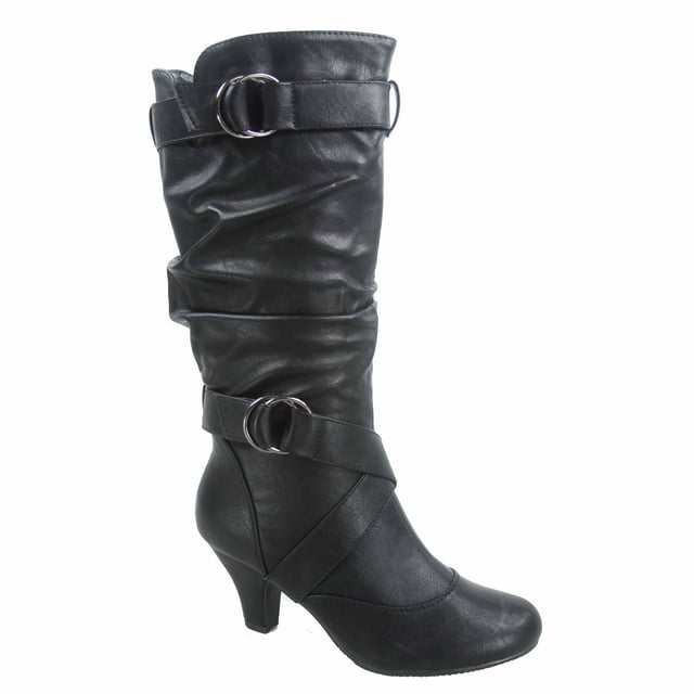 Maggie-39 Bottes Décontractées Mi-Mollet pour Femmes à Bout Rond et Talon Haut avec Fermeture Éclair en Similicuir Noir. Dotées d'Un design à Bout Rond, d'Accentures à Boucle et d'Une Fermeture Éclair Latérale pour un Enfilage Facile. les Bottes Ont un Talon de 3 Pouces avec une Plateforme de 0,25 Pouce, une Longueur d'Arbre de 12,5 Pouces Incluant le Talon, et une Circonférence d'Ouverture Supérieure de 14 Pouces. Conçues avec des Semelles Intérieures Rembourrées pour le Confort.