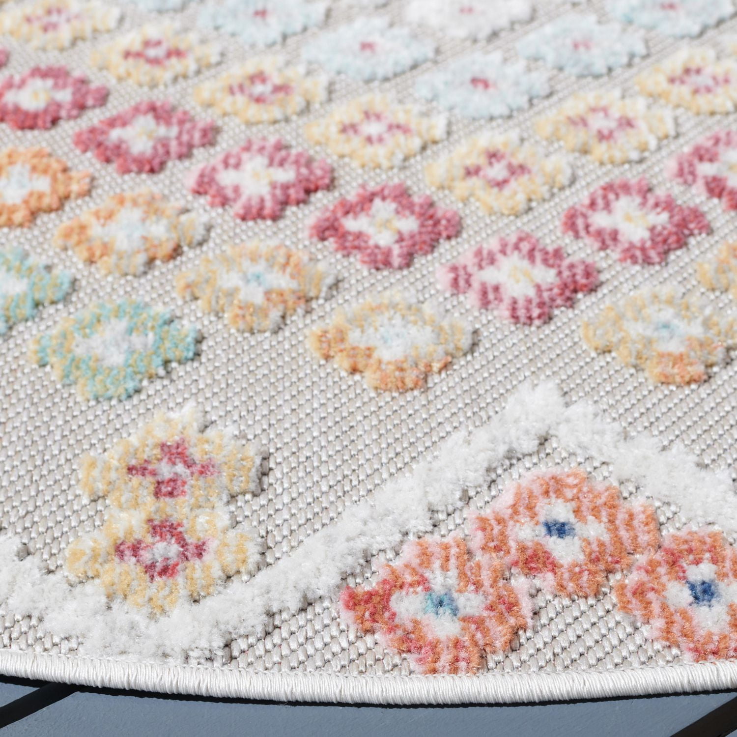 SAFAVIEH Cabana Aurora Floral Indoor/Outdoor Area Rug