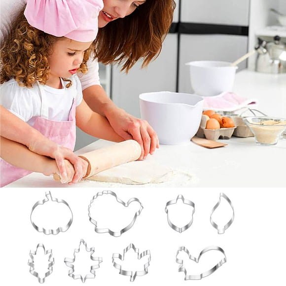 Qocolhg 8PCS Fall Metal Cookie Cutters Thanksgiving Fall Leaf Animals Cutter Mold for Kitchen Baking Autumn Fall Stainless Steel Biscuit Cutters for Thanksgiving Party Gift Home Baking Tools Supplies