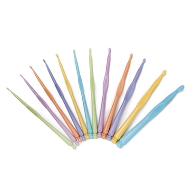CIMAXIC 2-10mm 12Pcs Plastic Crochet Hooks Handle Crochet Hooks Knit Needles Weave Craft (Random Color),5.91"X0.39"X0.39"