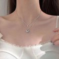 thumbnail image 2 of Fortune Collier pour Femmes à Double Couche Pendentif Papillon Chaîne de Clavicule Ras-du-Cou Cadeau, 2 of 9