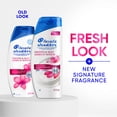 thumbnail image 4 of Shampooing Antipelliculaire Head & Shoulders, Lisses et Soyeux, 1% De Pyrithione De Zinc, Brillance 24 H, Sans Frisottis, Sûr Pour La Couleur et Cheveux Traités, Parfum Floral Frais, 613 mL, 4 of 22