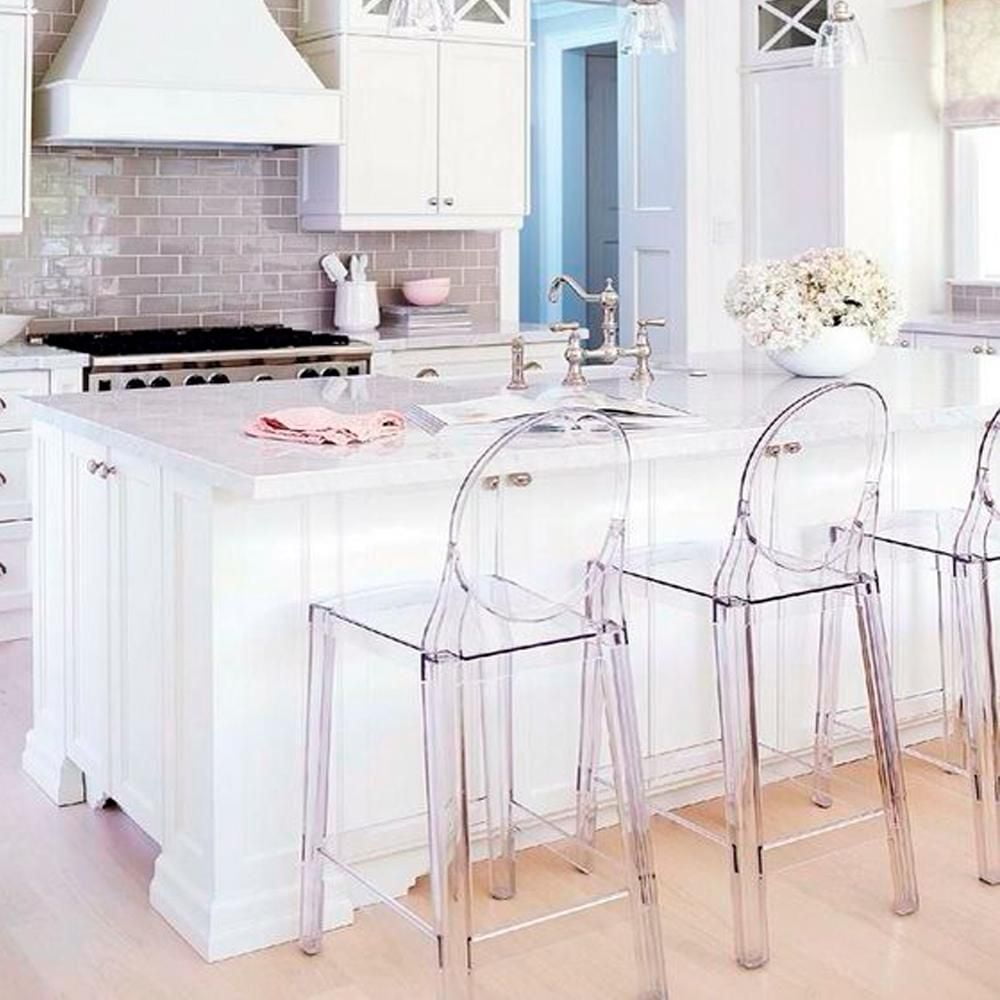 Ensemble de 6 tabourets de comptoir en plastique transparent de la collection Heavenly