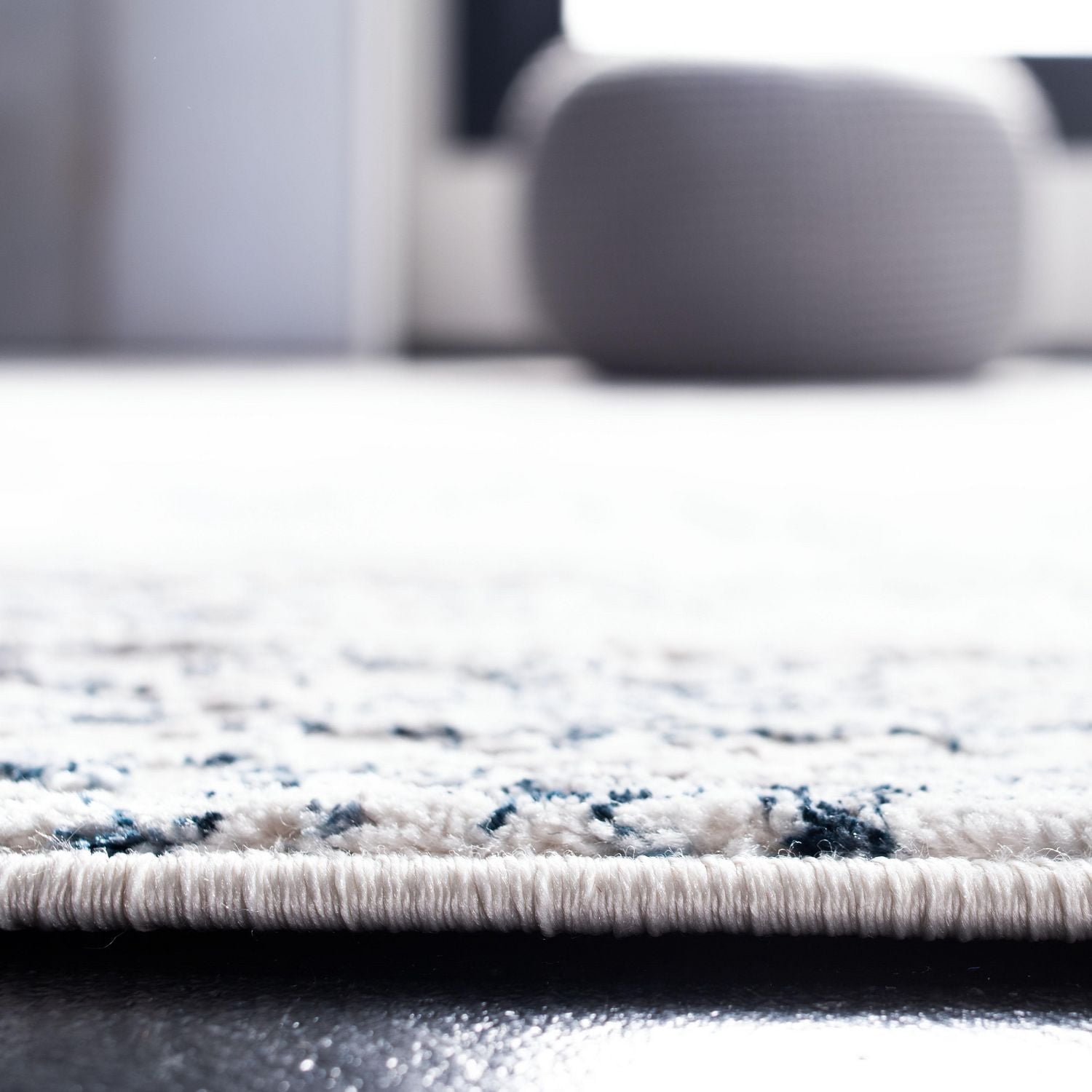 SAFAVIEH Amalfi Cian Tapis Abstrait
