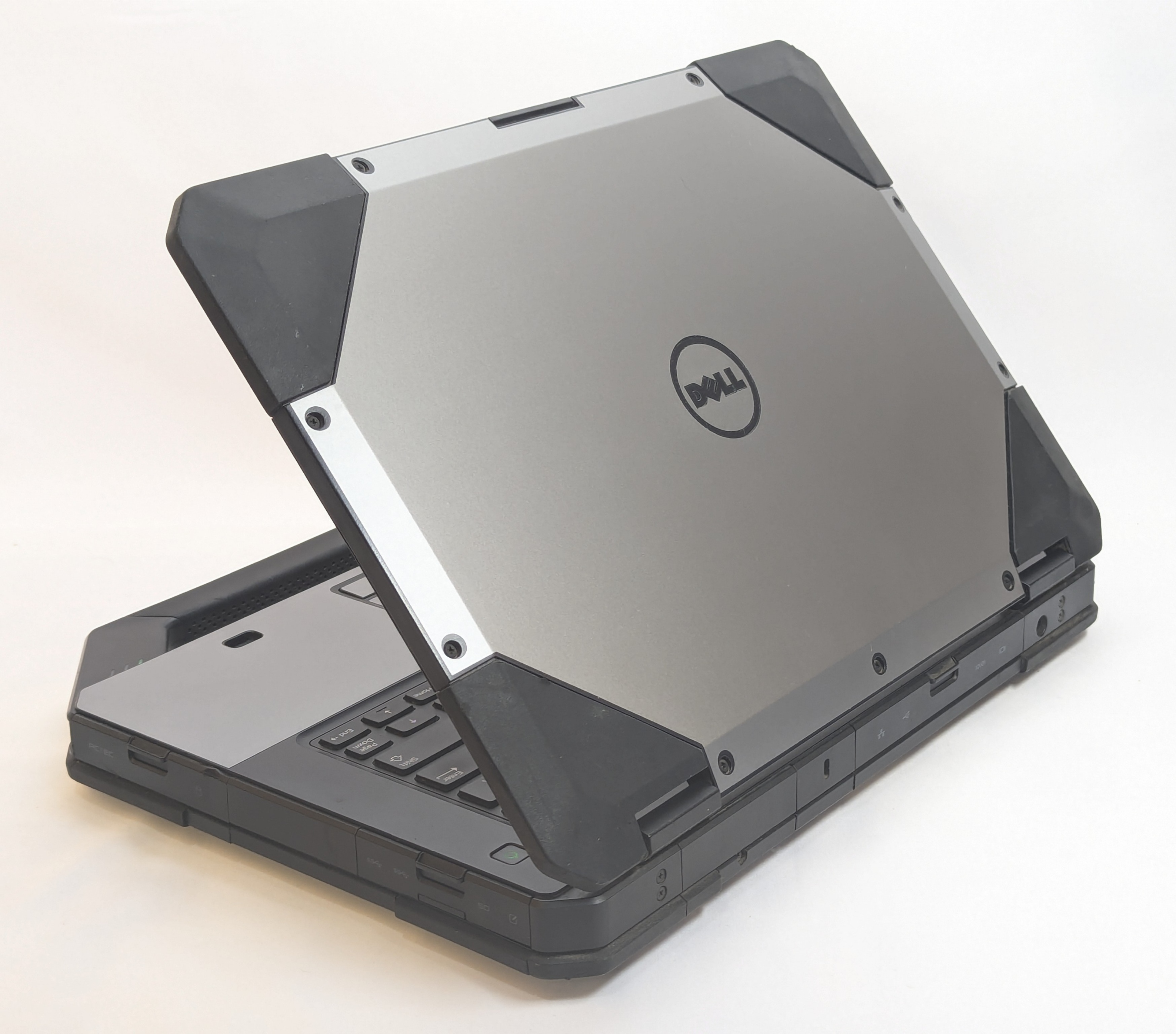 Dell Latitude Rugged 5414, 14" HD NT Laptop, Core i5 6th Gen (2.4Ghz), 8GB RAM, 256GB SSD, Windows 11 Pro (Refurbished - Good)
