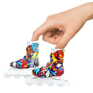 SIfdSeng Jouets à Thème de Noël pour Tout-Petits Mini Patins à Roulettes Jouets Patins à Doigts Mini Patins à Roulettes Mini Patins Chaussures de Patinage Couleur Jouets de Patin à Doigts Danse de Rue Jouets d'Apprentissage pour Bébé Jouets de Fée