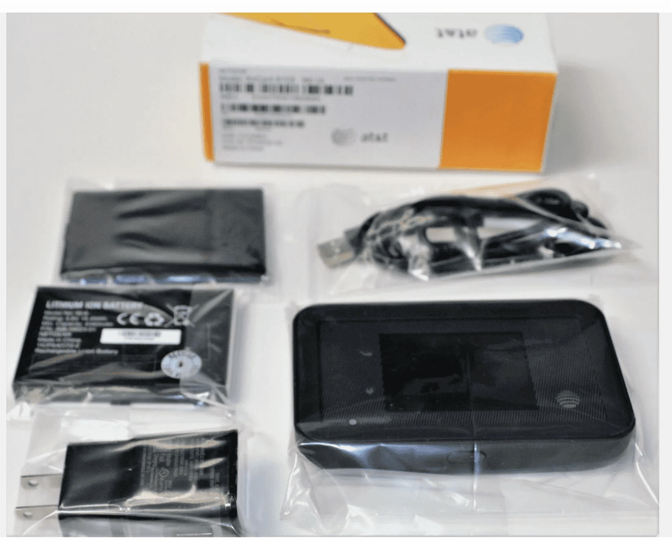 Netgear Unite Explore 815S 4G LTE Mobile Wifi Hotspot MiFi GSM AT&T UNLOCKED works on Tmobile, At&t and more