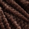 thumbnail image 4 of BHG Peluche de velours texturé Jeté Panier brun, 4 of 4