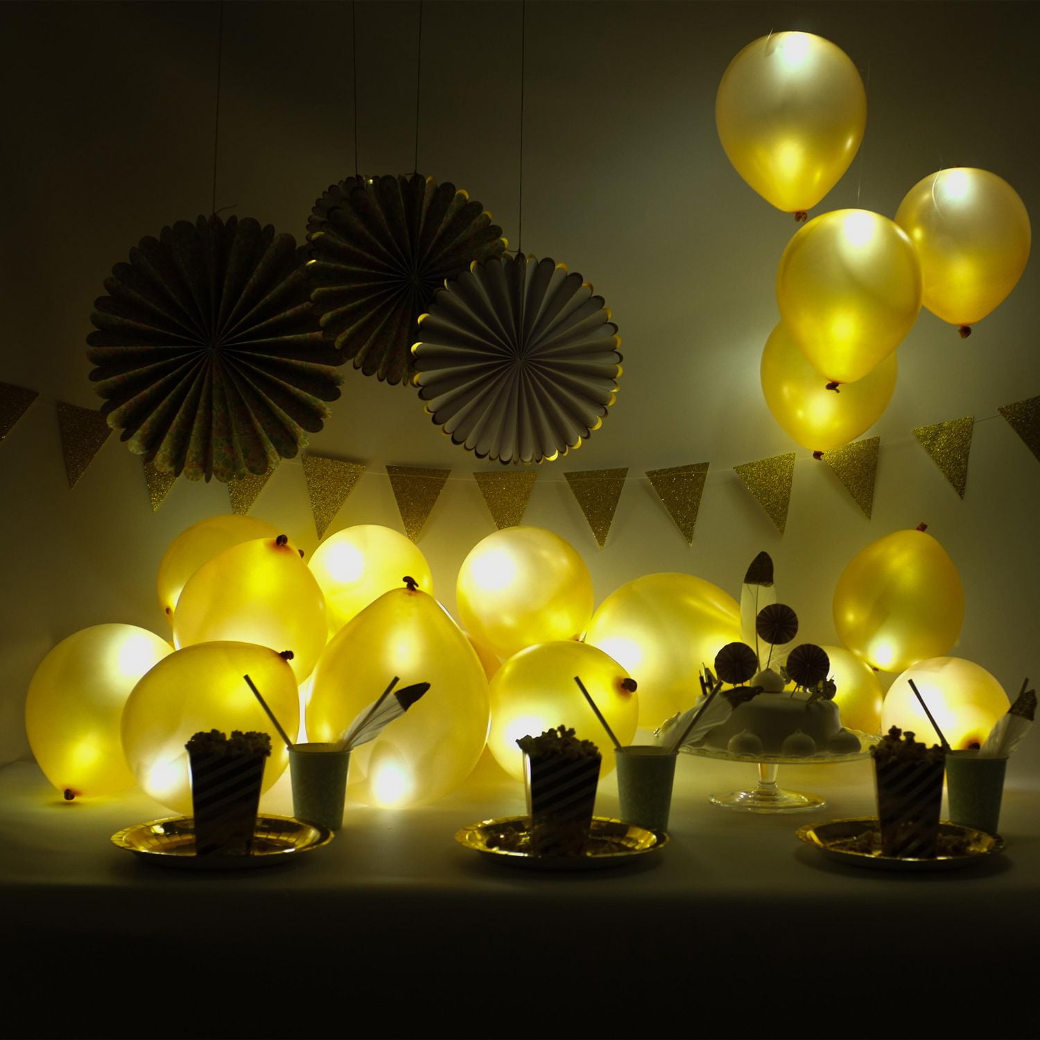 illooms Light Up LED Gold Balloons 15PK UPC; 843699103887
