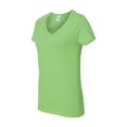thumbnail image 1 of Gildan - T-Shirt à Col en V pour Femmes en Coton Épais, 1 of 1