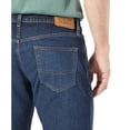 thumbnail image 2 of Levi Strauss Signature™ Men’s Relaxed Fit Jeans, 2 of 5