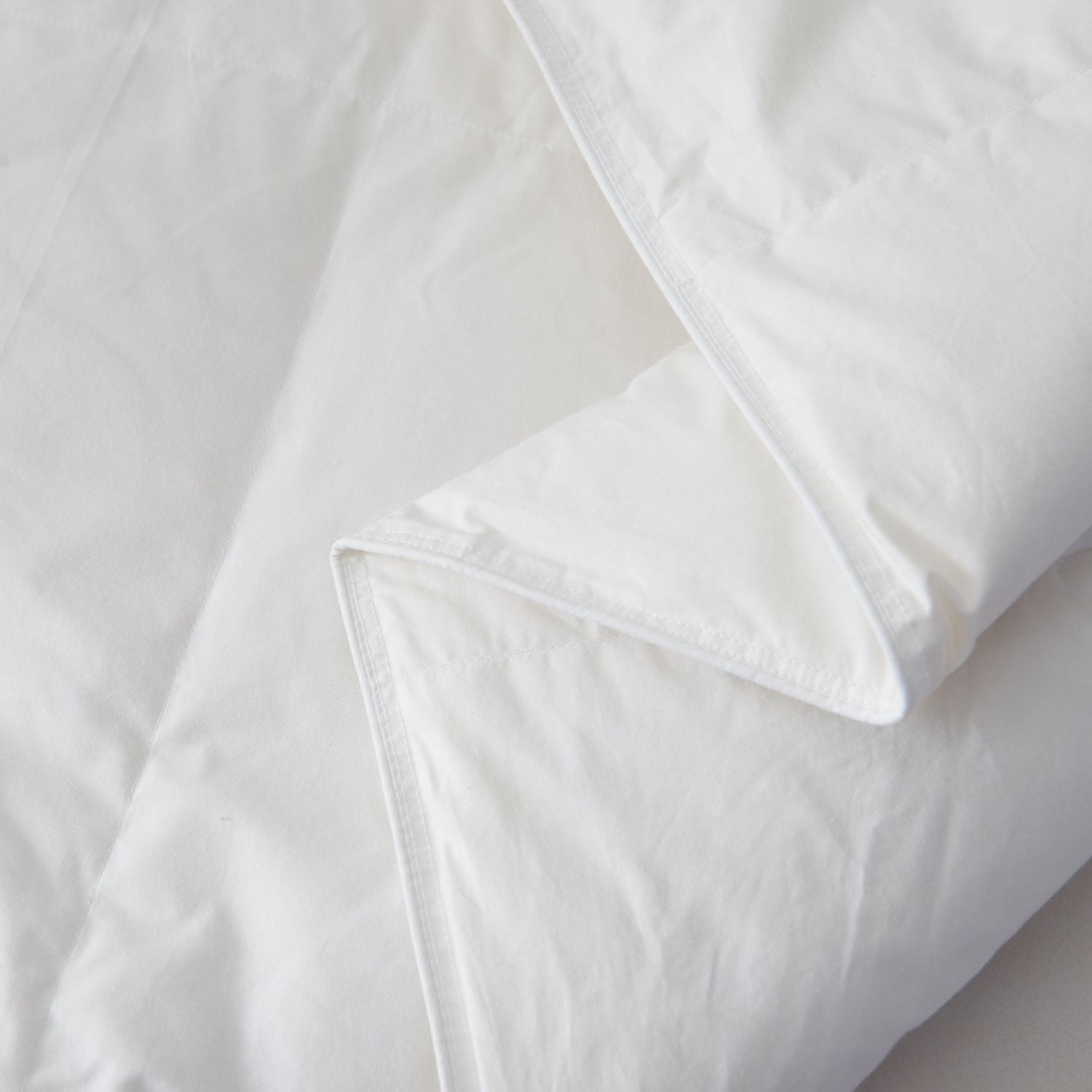 Royal Elite Couette en Duvet Blanc Européen Toutes Saisons