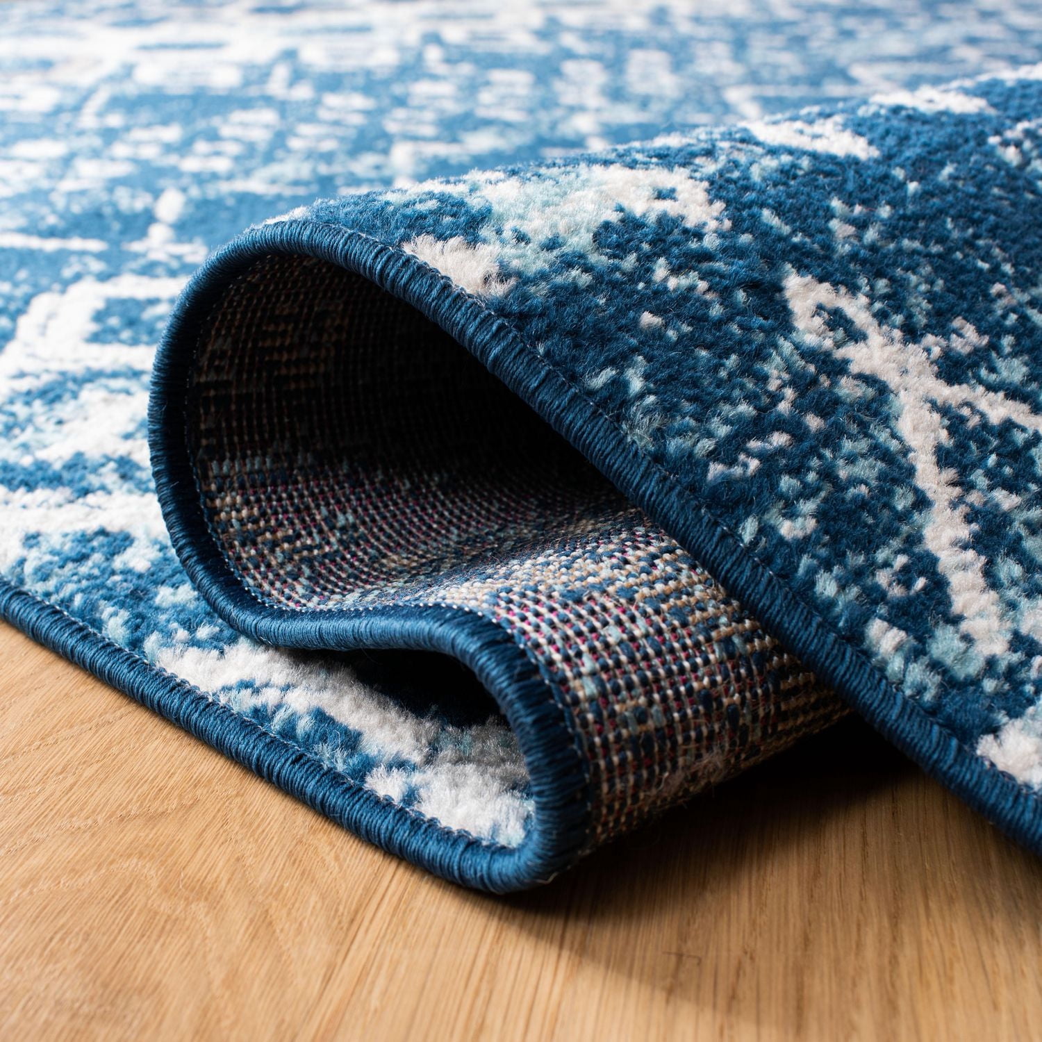 SAFAVIEH Amsterdam Gladwin Tapis Géométrique