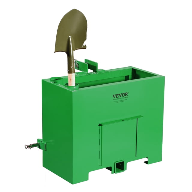 VEVOR Boîte de Lestage à 3 Points Catégorie 1 Tracteur avec Attelage Rapide et Contrepoids, Vert, en Acier Robuste avec une Capacité de Charge de 800 Livres. Comprend un Contenant de 4,3 Pi3, une Porte avant Coulissante, des Porte-Tuyaux Intégrés et un Récepteur de 2 Pouces. Compatible avec les Tracteurs Kubota et John Deere, Améliore la Stabilité et l'Adhérence pour les Tâches Agricoles et de construction. l'Image Montre la Boîte avec une Pelle Remise dans le Porte-Outils Intégré.