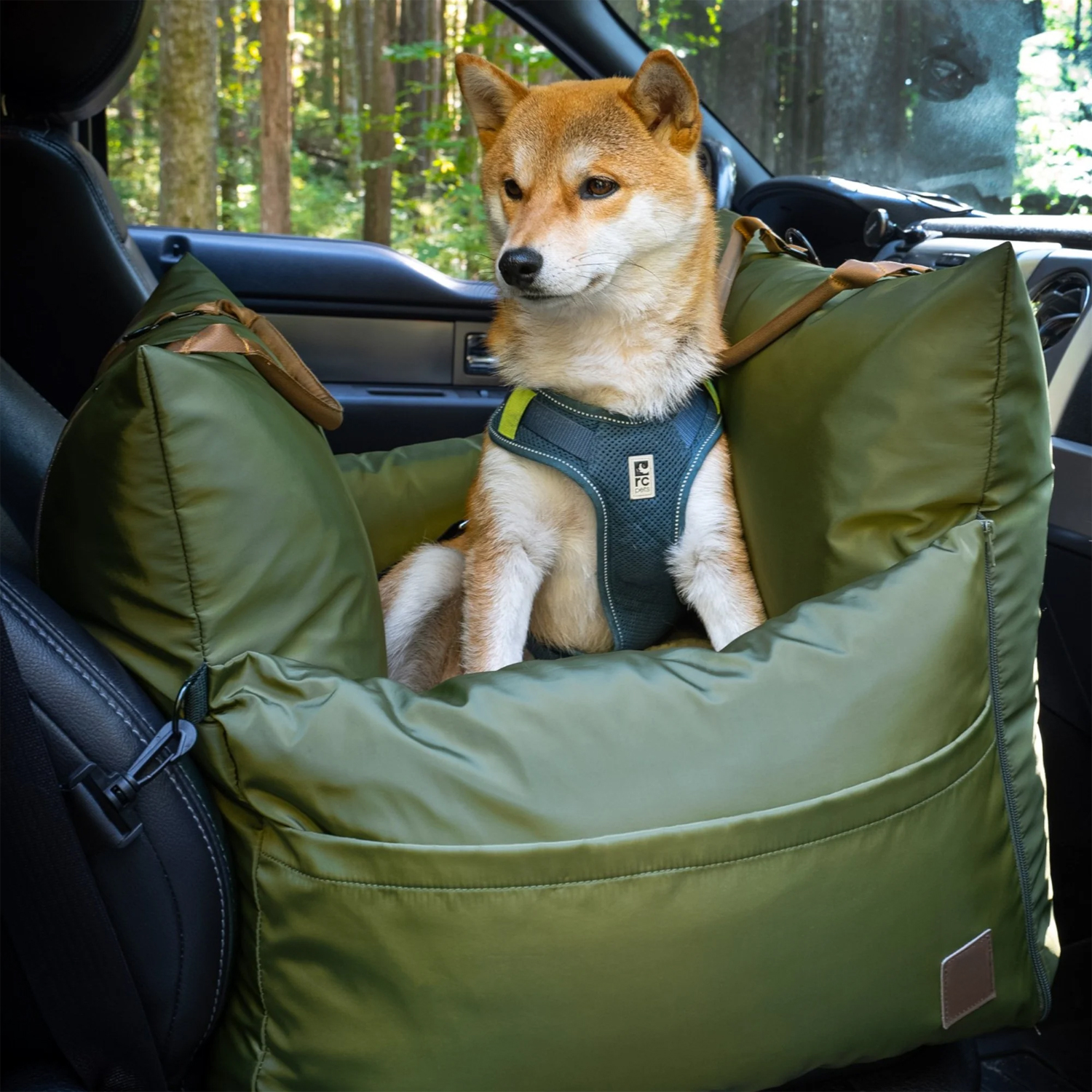 INSTACHEW Marco Dog Travel Pet Bed, Army