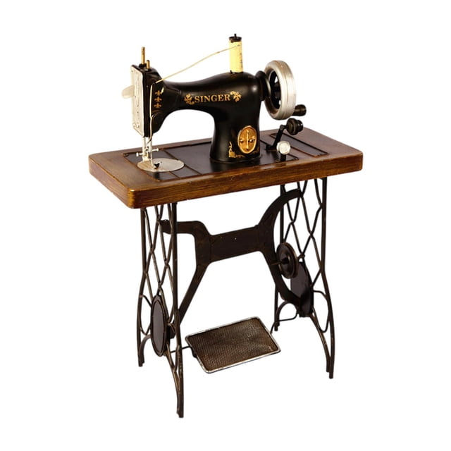 yuksok Vintage Sewing Machine Decoration Model Figurine for Cafe Desk Window Crafts D