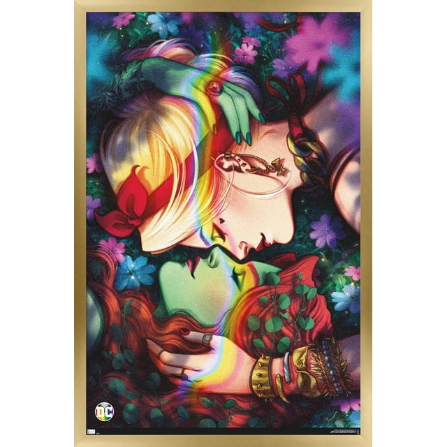 DC Comics - Affiche Murale Harley Quinn and Poison Ivy Pride, 22,375 Pouces x 34 Pouces, Présente un Profil Latéral Gros Plan de Harley Quinn aux Cheveux Blonds Attachés avec un Nœud Rouge et du Sureau Vénéneux à la Peau Verte et aux Cheveux Rouges, Entouré de Fleurs et de Feuillage Colorés avec un Effet de Lumière Arc-en-Ciel, Imprimé sur Papier d'Affiche Lustré dans un Cadre Bois Clair, Idéal pour l'Art Mural et la Déco de Pièce.