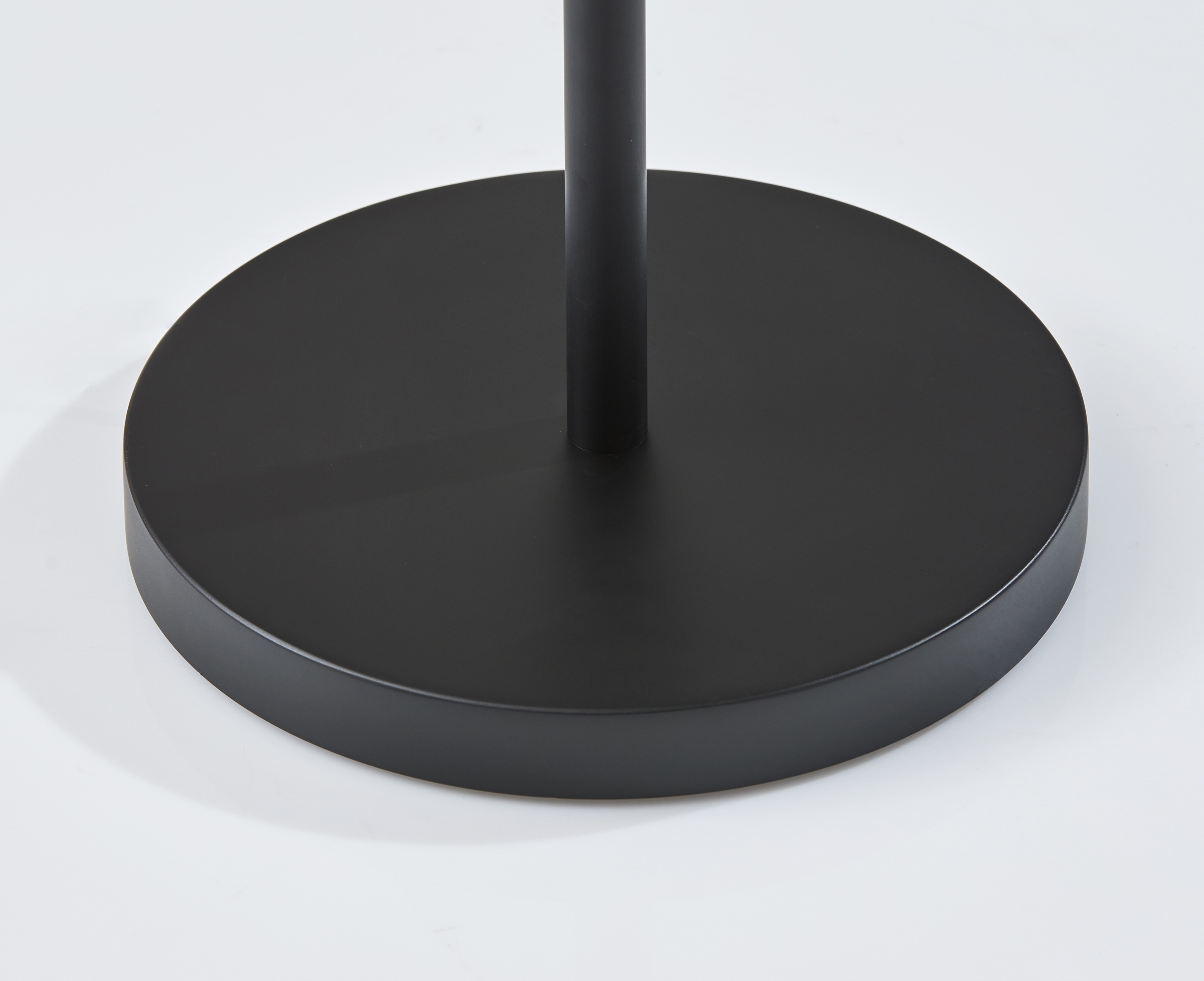 Lampadaire Mainstays RGB noir, 6 couleurs automatiques, design moderne, neuf