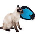 thumbnail image 1 of One Paw, Gant de Toilettage en Forme de Patte, Large, pour Chiens et Chats, Bleu, 1 of 5