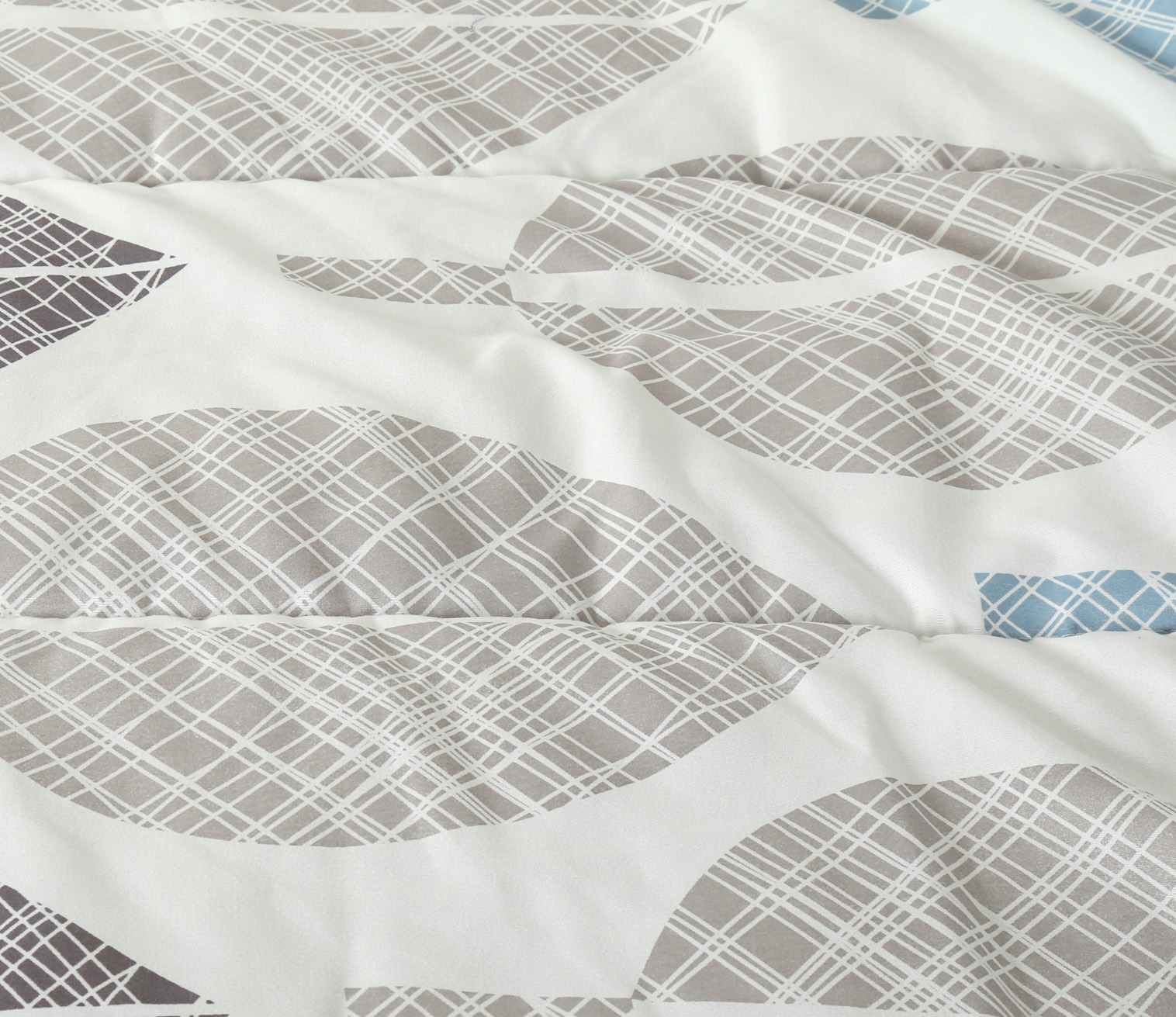 Marina Decoration Ultra Soft Luxury Fluffy Goose Down Alternative Bed a Bag Rich Printed Comforter Set Includes Sheet Set