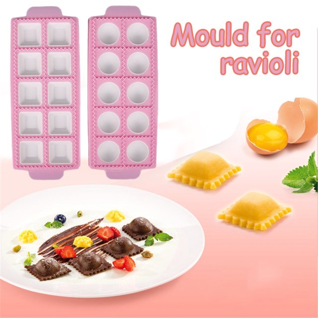 Fridja Moules à Raviolis pour Pâtes 2 Pcs Moule à Raviolis en Silicone pour Pâtes pour Faire des Tartes aux Raviolis. l'Image Présente Deux Moules en Silicone Roses avec des Cavités Carrées et Circulaires pour Fabriquer des Raviolis. une Assiette de Raviolis Finis avec des Garnitures Colorées Est Montrée, avec des Ingrédients Crus comme des Oeufs et des Herbes Fraîches.