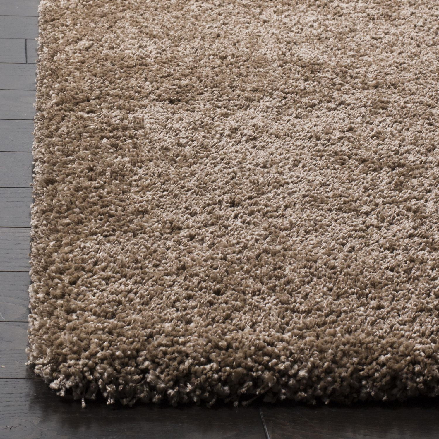 Safavieh Milan Harlow Tapis Peluche Solide Shag