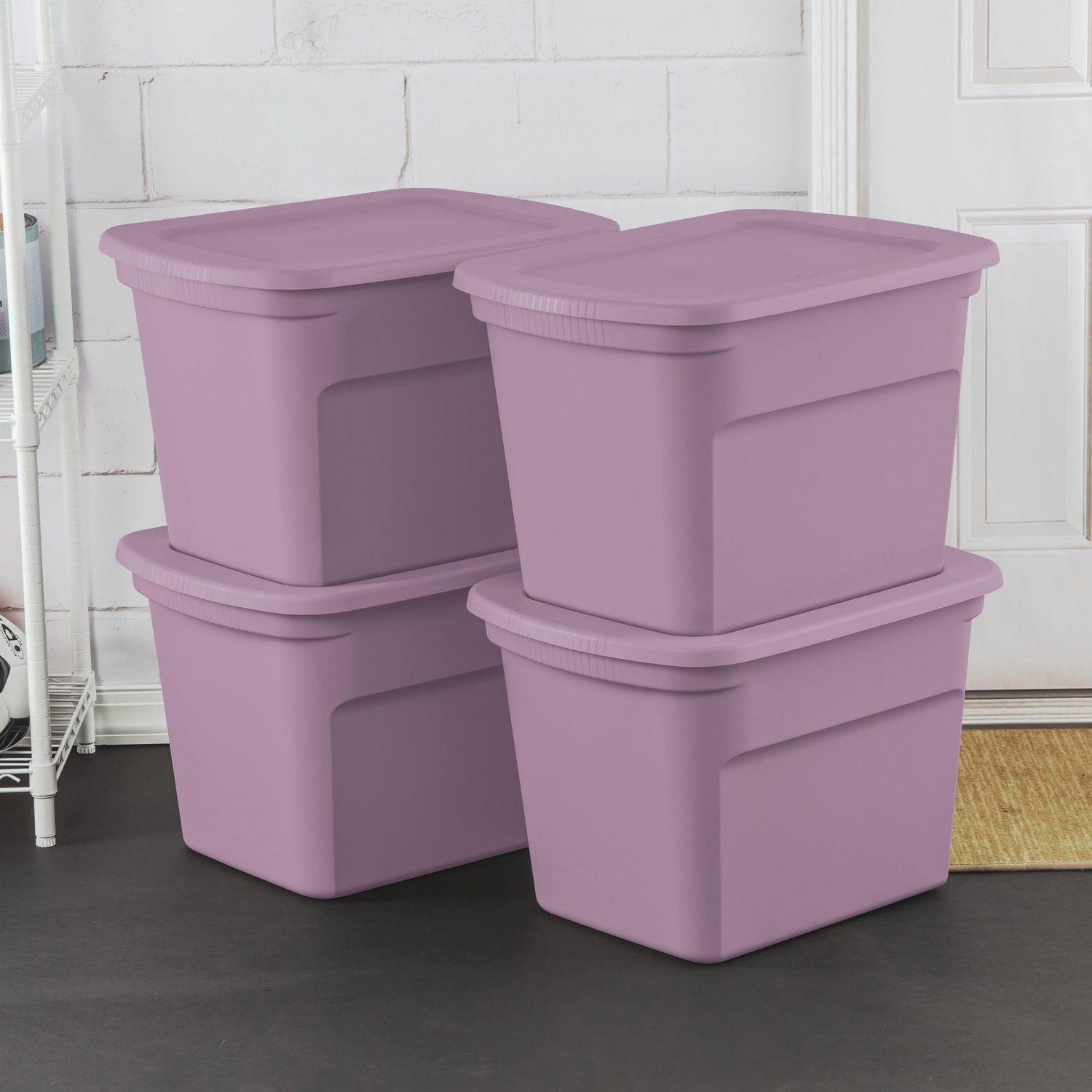 Sterilite Bac de rangement en plastique de 68 L avec couvercle à pression, empilable - violet