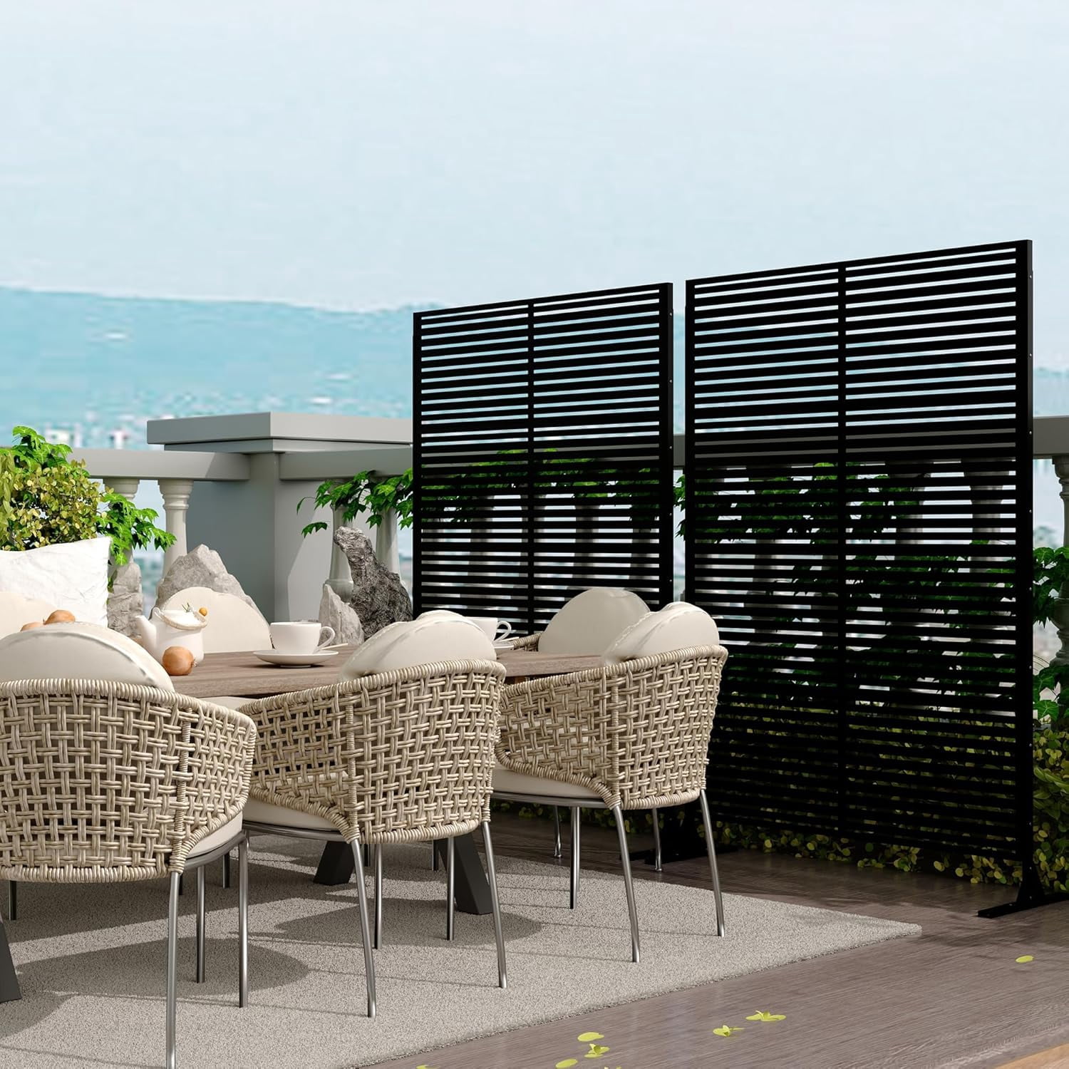 QinaQin 1PC Metal Privacy Screen Outdoor, Freestanding Divider, Black Stripe