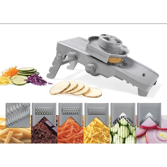 Starfrit Gourmet Mandoline avec 6 Lames Interchangeables en Acier Inoxydable, Épaisseur Réglable et Garde de Sécurité pour Trancher une Pomme de Terre. la Mandoline Grise a des Pattes Pliables et une base Antidérapante. à Proximité Se Tranchent Concombre, Carotte Râpée et Chou Violet. des Vues Gros Plan Montrent le Tranchage, un Râpage Fin et Gros, Deux Tailles de julienne et des Lames Ondulées pour une Préparation Précise des Fruits et Légumes.