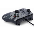 thumbnail image 2 of Manette câblée améliorée de PowerA pour Xbox Series X|S - Camouflage arctique, 2 of 9