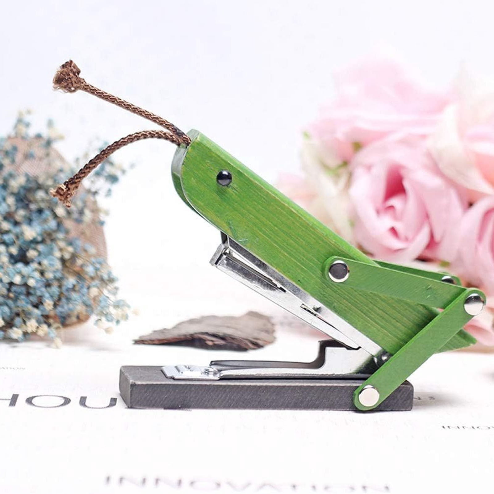 IROINID Back to School Supplies,School Essentials, Stapler Solid Wood Cute Stapler Green Wooden Desktop Decoration Shape Stapler