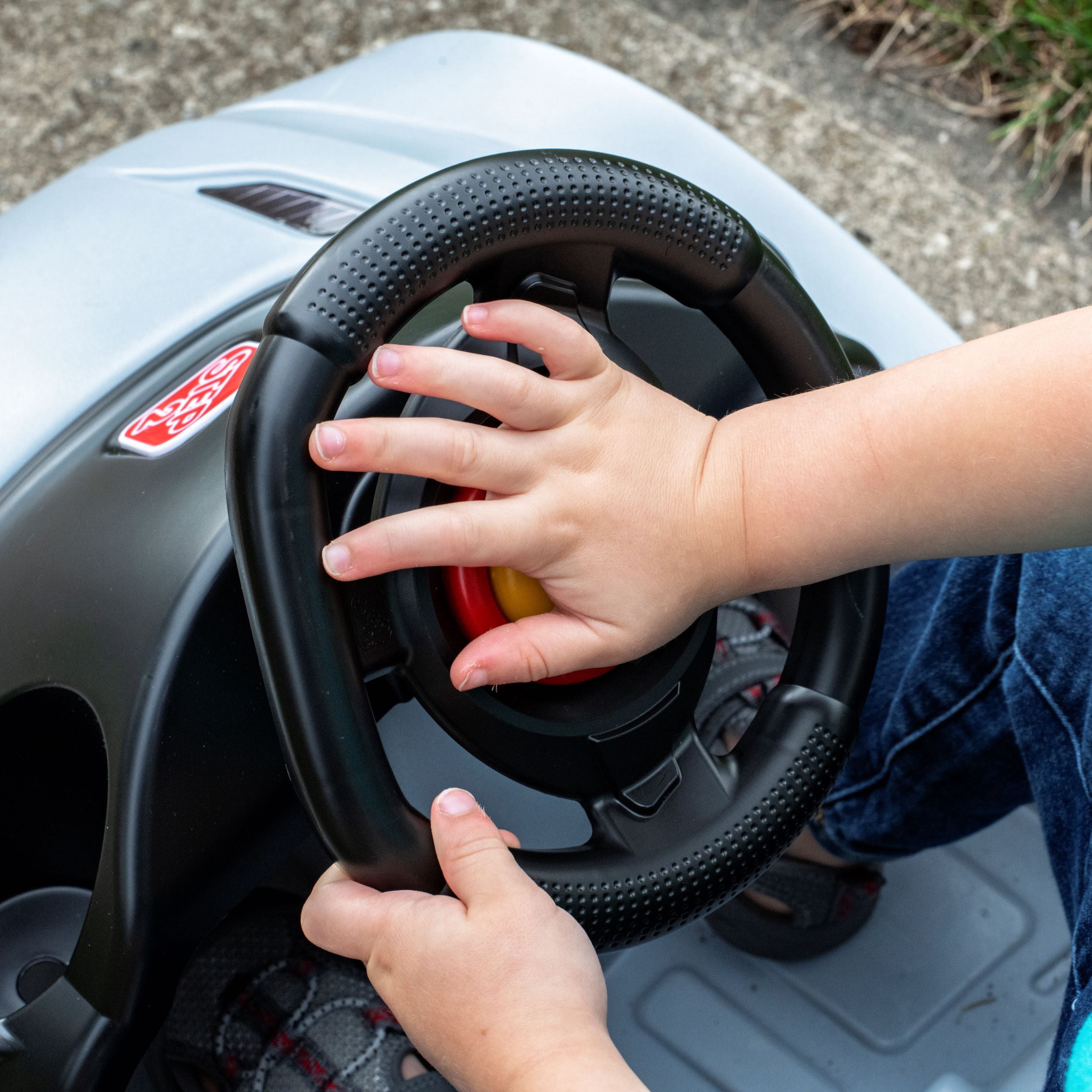 Step2 Whisper Ride Cruiser – Jouet porteur à pousser gris pour tout-petits, de 18 mois à 4 ans