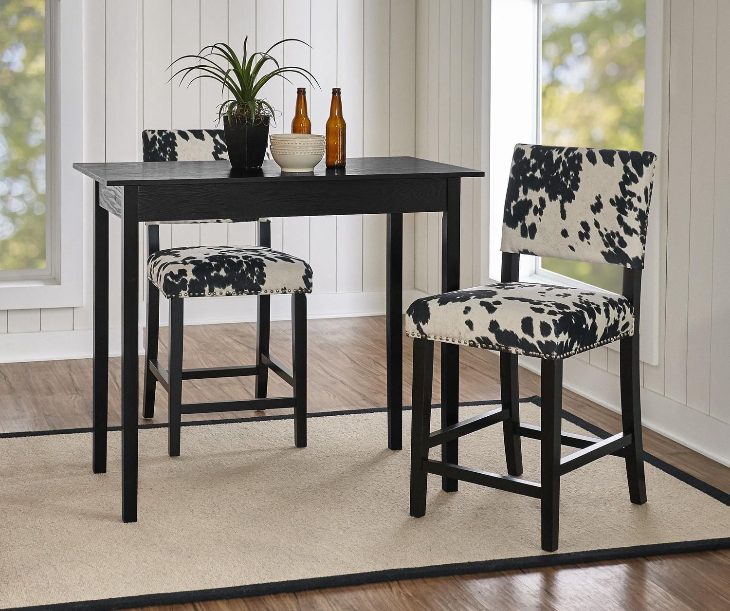 Tabouret de comptoir Noah imprimé vache noire