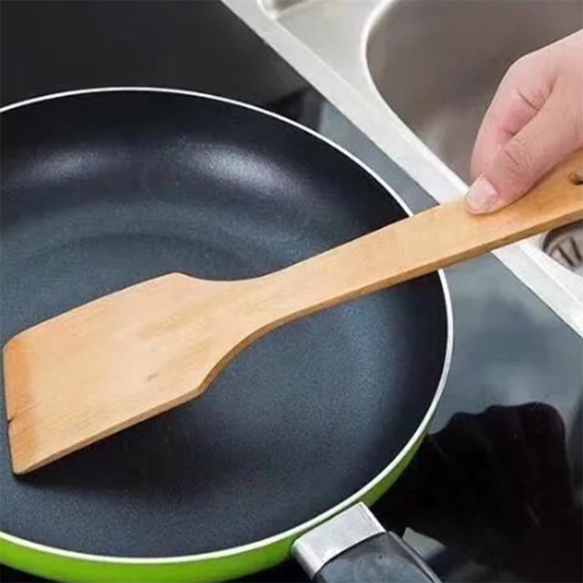 Oleegame 1PC Kitchen Utensils Set Non Lacquerless Wood Shovel Non Stick Pot Must Take Spatula Cooking Shovel BBQ Cleaning Tools Wooden Wood Shovel BBQ Wooden Shovel Yellow