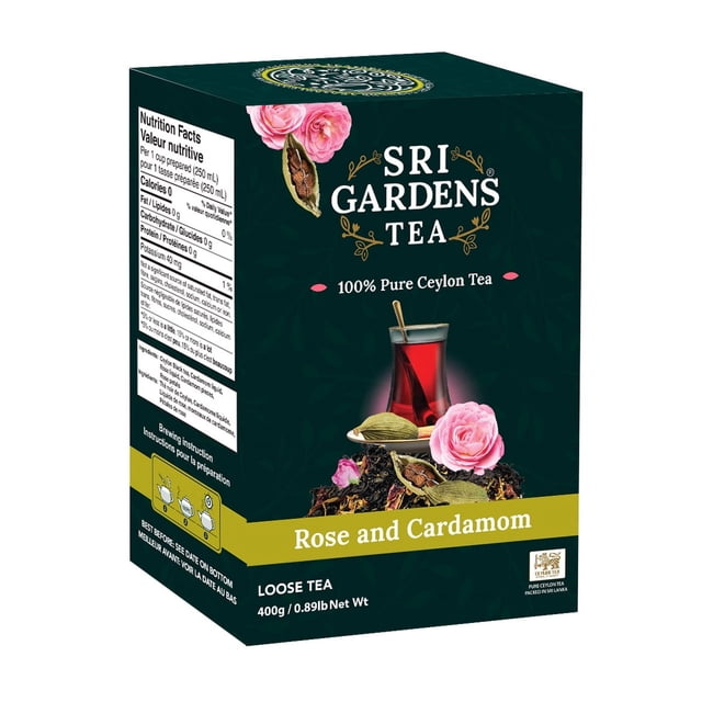 Sri Gardens Tea Thé en Vrac à la Rose et à la Cardamome, Boîte de 400 g Présentant un design Vert Foncé avec des accents Dorés. l'Emballage Met en Valeur le Mélange de Thé Noir de Ceylan 100 % Pur Infusé de Rose et de Cardamome, Incluant de Vrais Pétales de Rose et des Morceaux de Cardamome. un Verre de Thé Infusé Est Présenté aux Côtés des Pétales de Rose et des Capsules de Cardamome, Soulignant l'Essence Florale et Épicée du Thé. des Informations Nutritionnelles et des instructions d'Infusion Sont