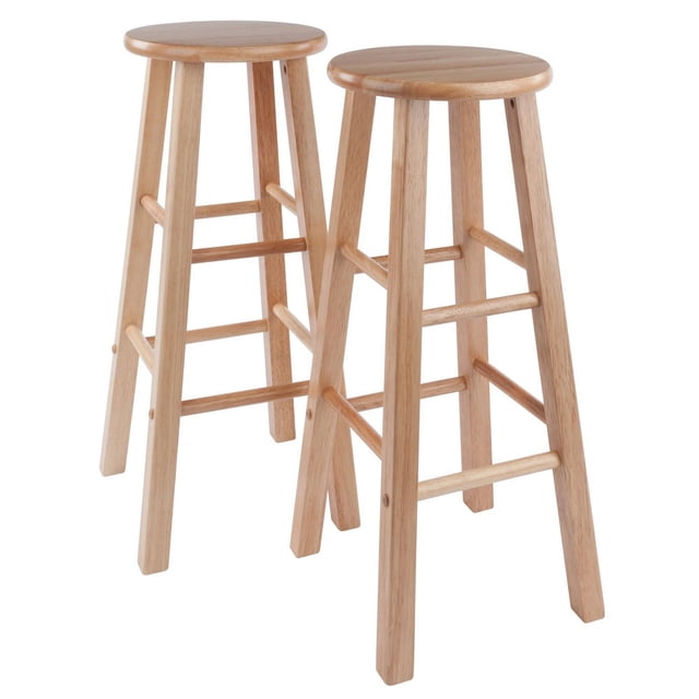 Winsome Element Tabouret de Bar 29 Pouces Naturel, Tabouret de Bar en Bois Massif avec Siège Rond Lisse et Pieds Carrés Reliés par Deux Ensembles de Barres Croisées pour la Stabilité et les Repose-Pieds, Fini en Laque Transparente Mettant en Valeur le grain de Bois Naturel, Convient aux Sièges de Cuisine Ou de Salle à Manger.