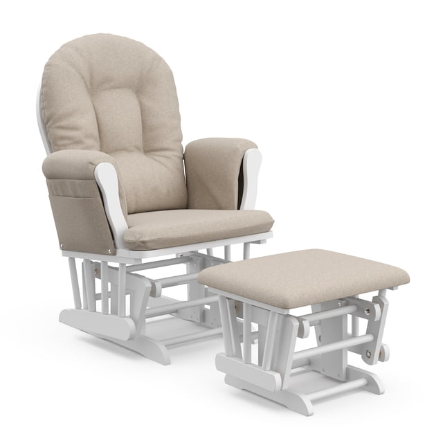 Storkcraft Cerceau Glider et Pouf pour Chambre de Bébé, Ensemble Glider avec Siège et Dossier Coussinés beige, Accoudoirs Rembourrés avec Poches de Rangement Latérales, Cadre en Bois Massif Blanc et Pouf à Glissement Fluide pour le Confort et le Soutien de la Chambre de Bébé.