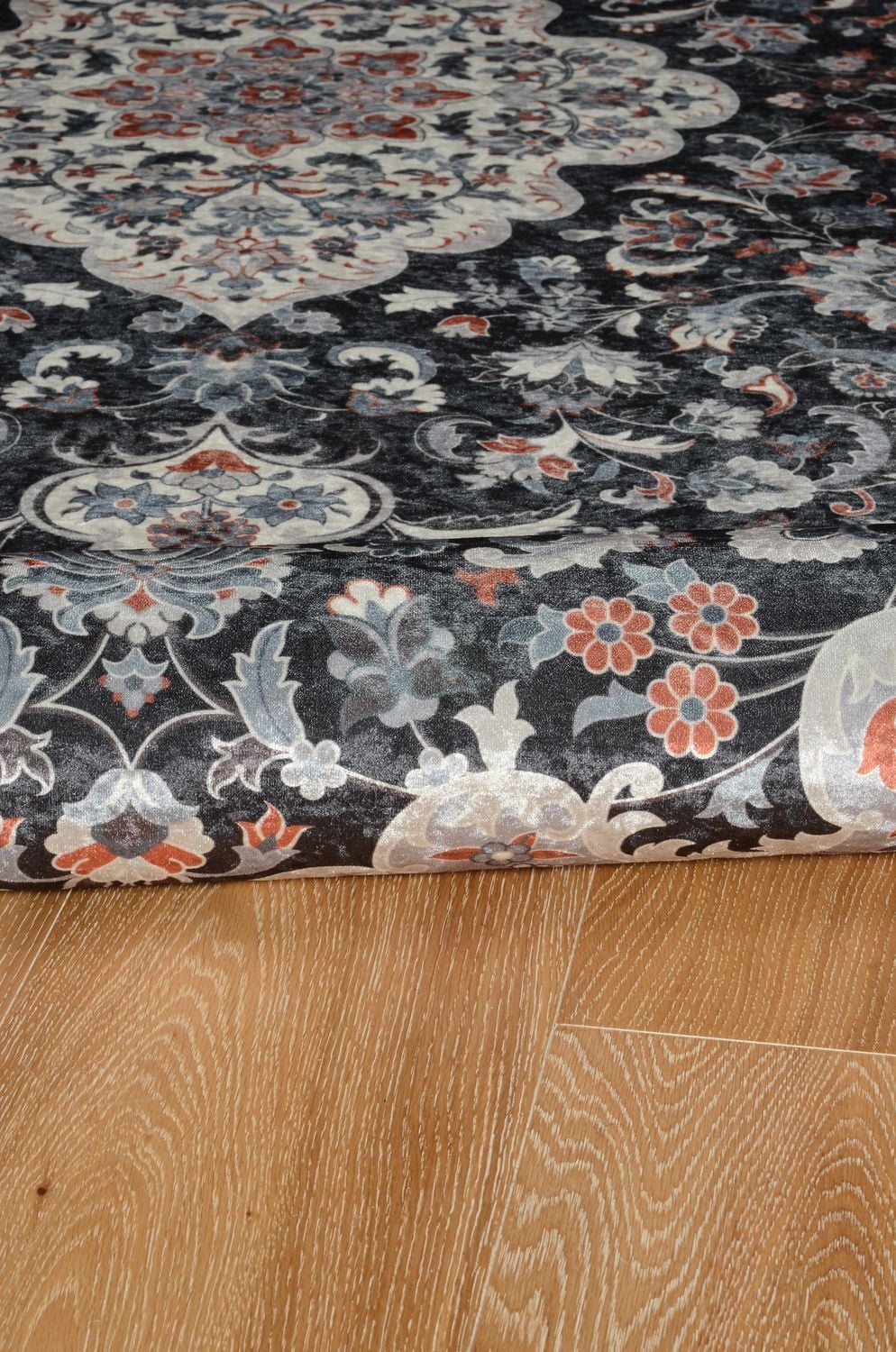 Tapis Emerald Grenier marine & bleu de 5 pi x 7 pi