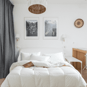 Highland Feather 700 Fill Power European White Down Duvet 289TC Pure Cotton Casing with Corner Ties TOULON Fluffy and Cozy, Summer, Twin, 18 OZ