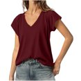 thumbnail image 1 of Olyvenn Hauts pour Femmes Été T-Shirts à Col en V 2025 Manches Courtes Hauts Décontractés Tendance Vêtements de Plage Vacances Basiques T-Shirts Rouge G, 1 of 9