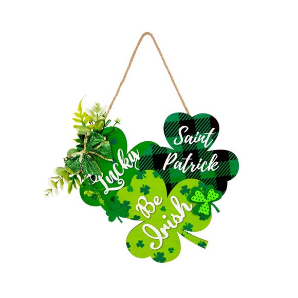 St. Patrick's Day Lucky Door Sign St. Patrick's Day Shamrock Door Hanger Welcome Wooden Hanging Sign Green Door Hanger for Front Door Outdoor Farmhouse Porch