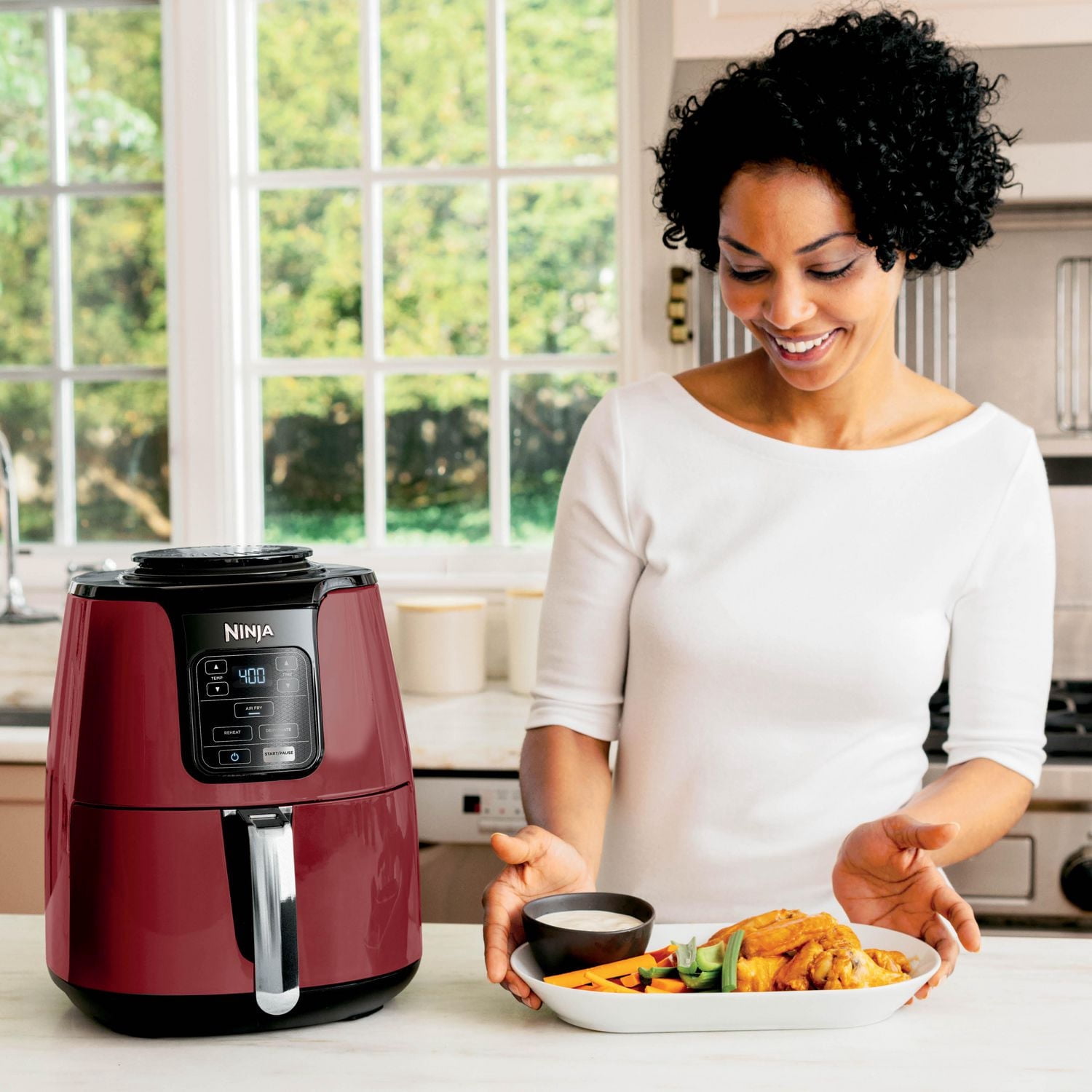 Ninja, 4-Quart Air Fryer, Red, 1550W, Non-Stick Basket AF100CRD