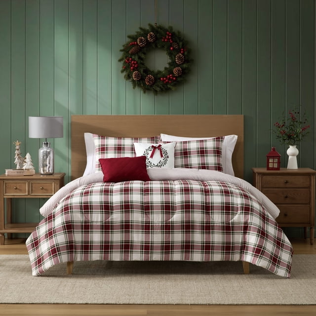 Holiday Time Reversible Printed Comforter Set with Décor Cushion, 5 Pieces, Double/Queen