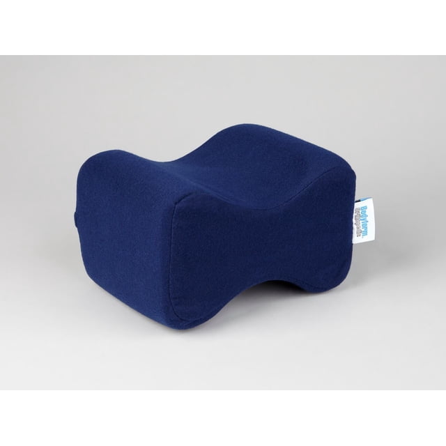 Bodyform® Orthopedic Coussinet de Jambe Bleu Marine en Forme d'Os de Chien Conçu pour Réaligner les Hanches et Réduire la Douleur Lombaire, Fait de Mousse 100 % Hypoallergénique avec une Housse en polyester à Fermeture Éclair Amovible, Montré sur un Fond Clair Uni.