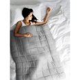 thumbnail image 1 of Safdie & Co. Couverture Lestée Ultra Douce Thérapeutique en Microfibre Gris Clair, 1 of 2