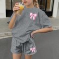 thumbnail image 4 of Robe d'Été avec Manches Manches Courtes Haut et Shorts Ensemble Deux Pièces pour Enfants Mignon Loisirs d'Été Col Rond, 4 of 6
