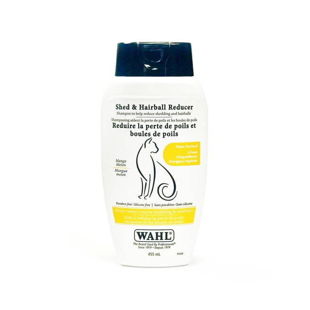 Wahl Shed And Hairball Reducer Cat Shampoo 455ml bottle with black flip cap and white container, showing a black cat outline and yellow labels indicating plant-derived ingredients, paraben and silicone free formula, mango melon scent, designed to reduce shedding and hairballs in cats.